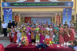 <a href="/trang-tin-hoc-sinh" title="Trang tin Học sinh" rel="dofollow">Trang tin Học sinh</a>